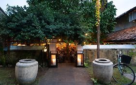 The Bungalow Galle Fort - Hotel - Restaurant - Cocktail Bar